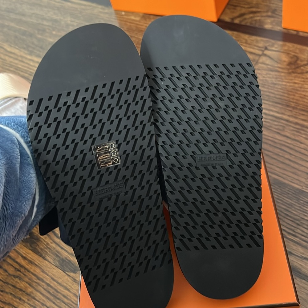 Brand new hermes chypre sandals - Picture 2 of 4